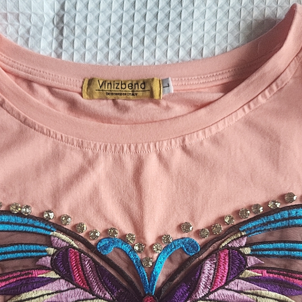 Viniband Pink Butterfly Embellished Top